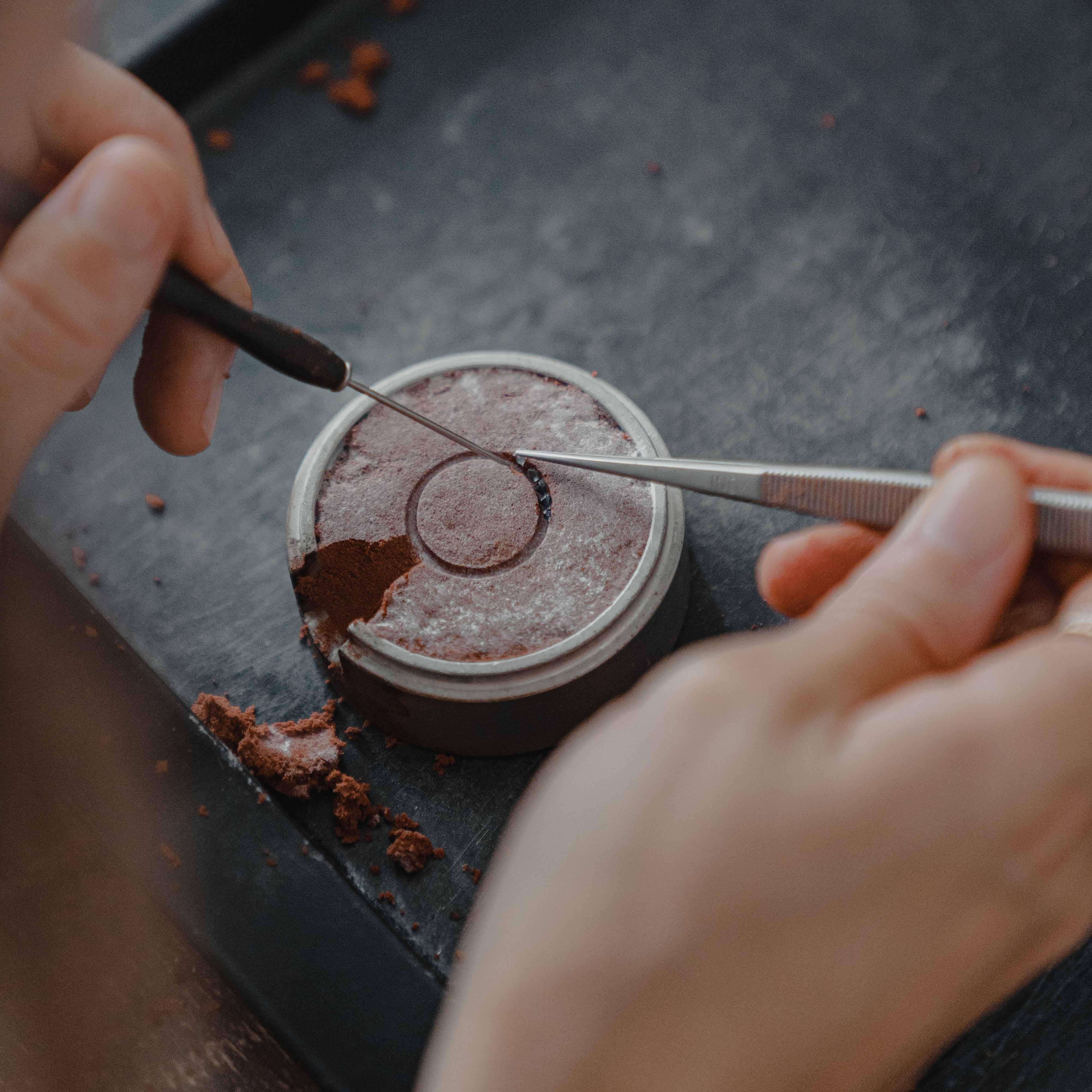 sandcast sapphire ring by zoe alexandria jewellery