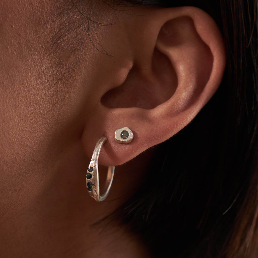 Single Stone Bubble Stud Earrings - Silver & Teal Sapphire