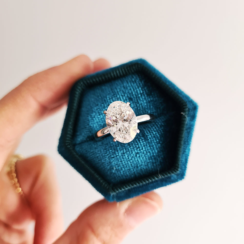 bespoke lab grown diamond engagement ring design by zoe alexandria jewellery