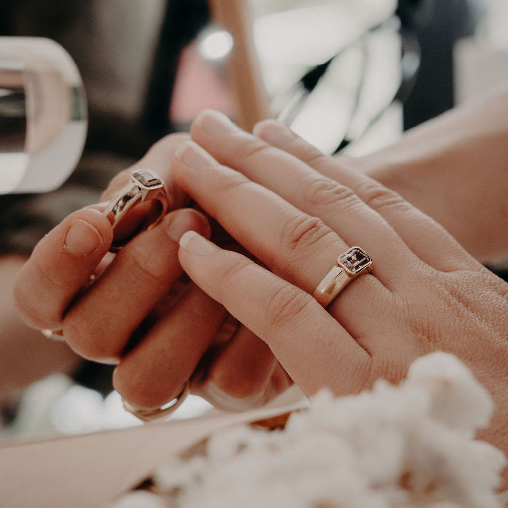 alternative engagement ring bespoke design by zoe alexandria jewellery