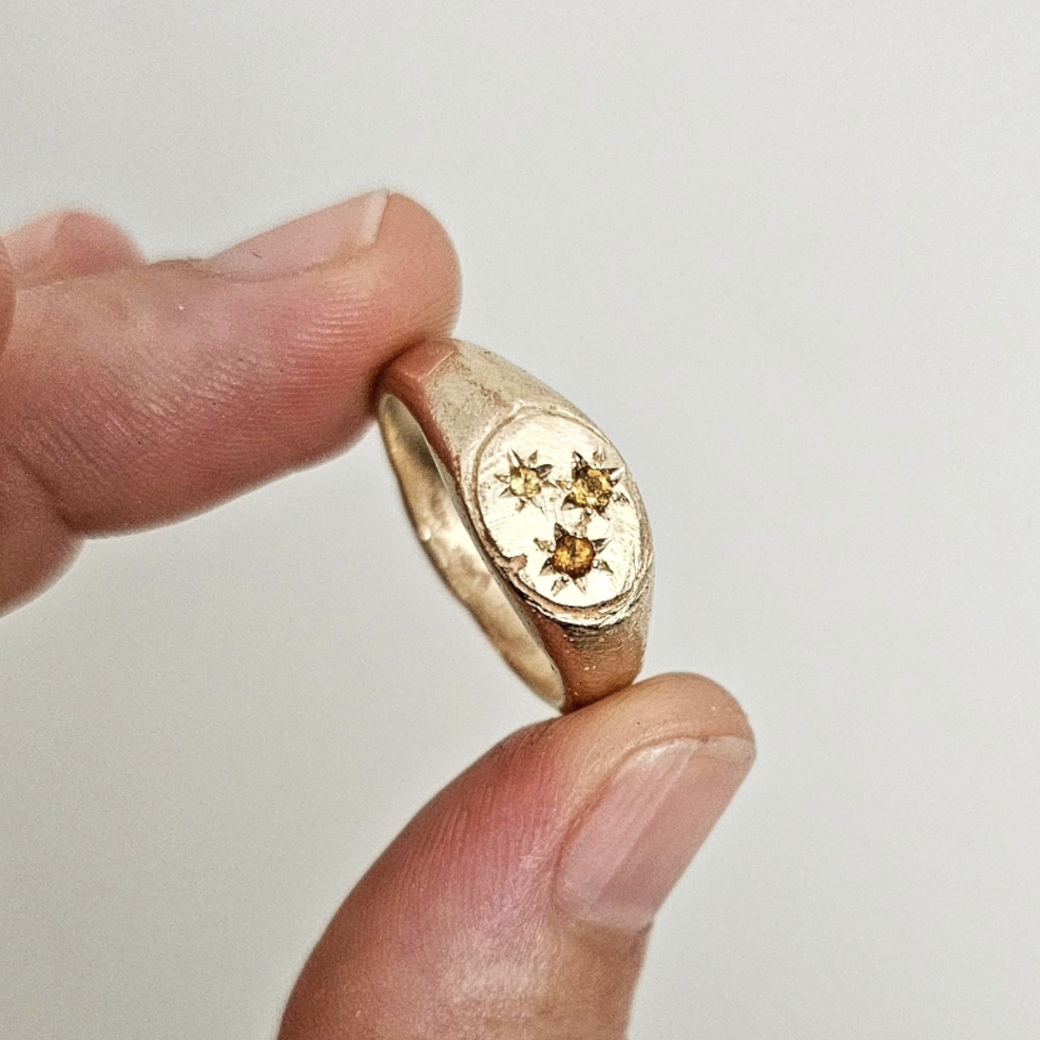 custom mens signet ring design by zoe alexandria jewellery