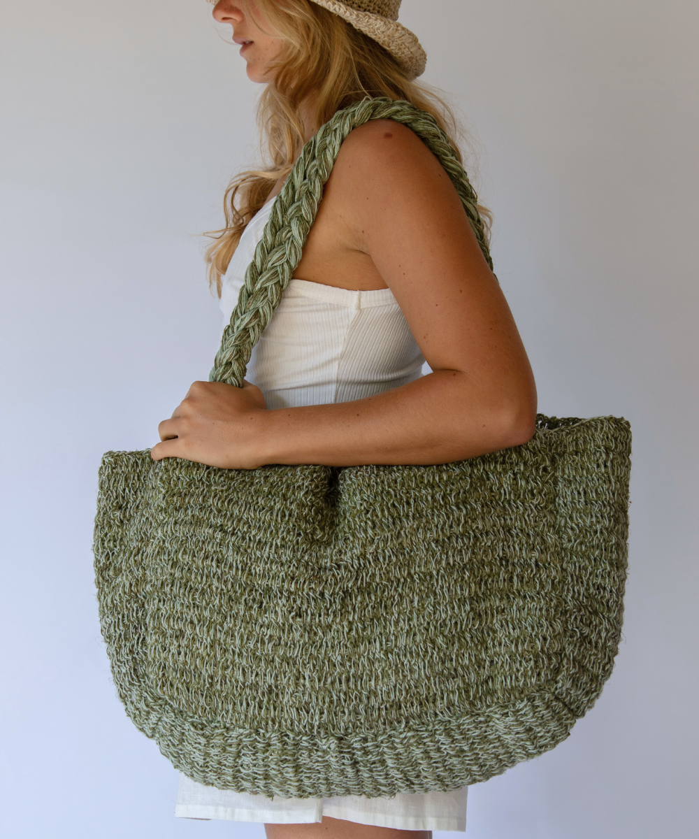 Hobo and Hatch - Elle Grande Tote // Aloe