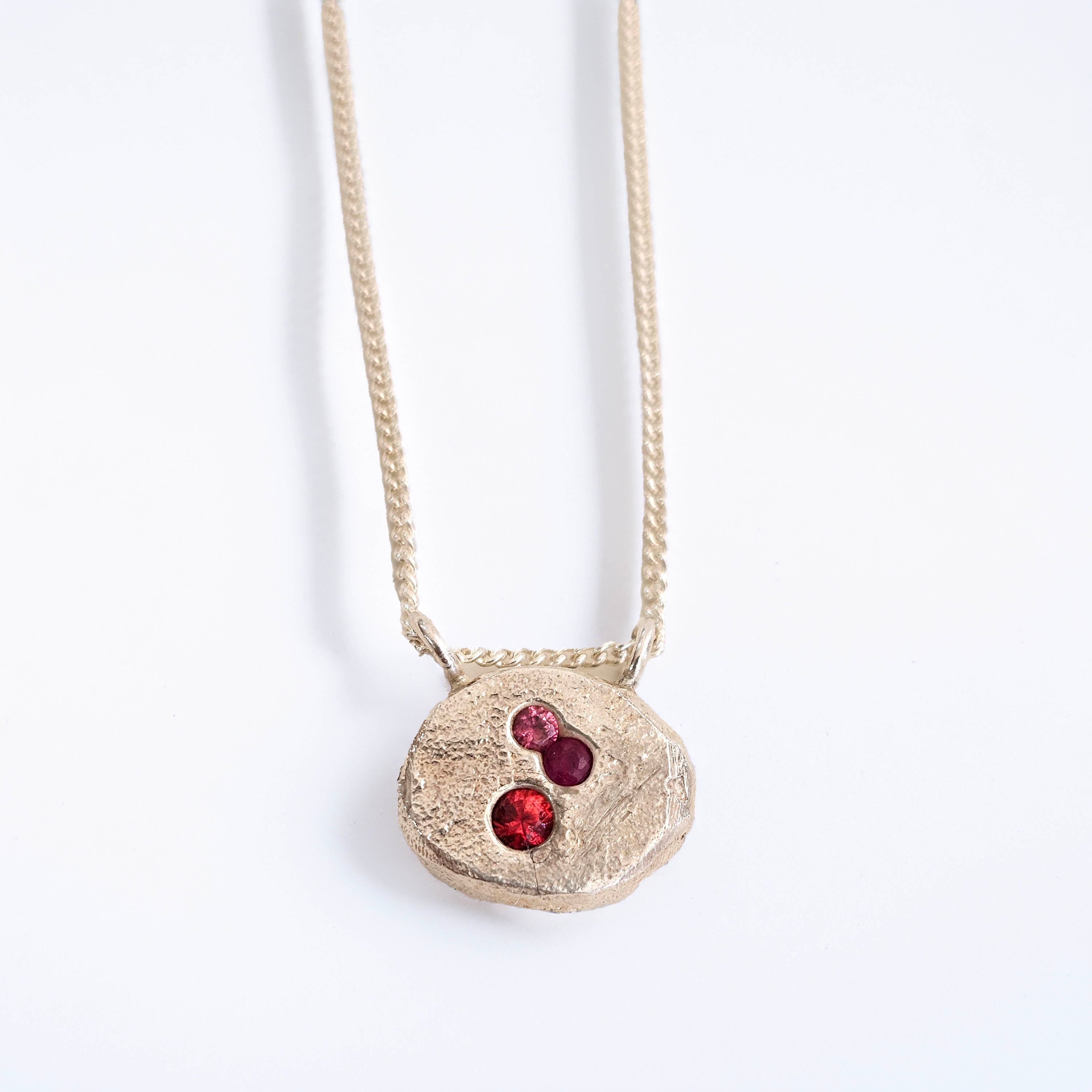 silver cast in place sapphire stone necklace handmade by zoe alexandria jewellery