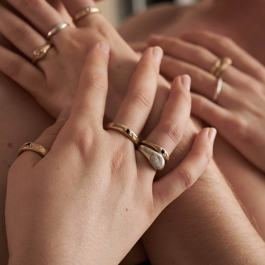 Epicene Ring - Yellow Gold & Black Diamond 4mm band